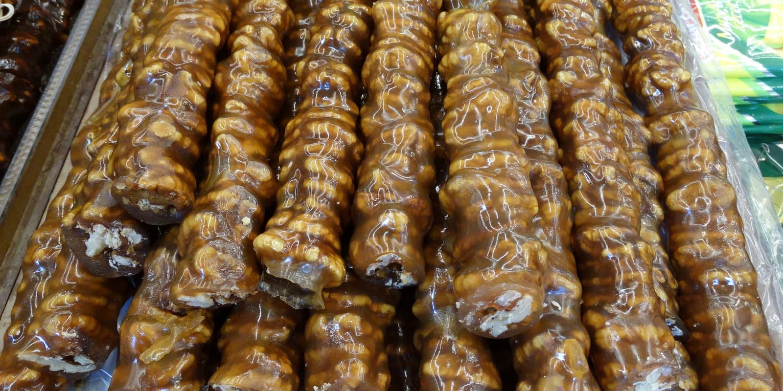 Pestil & Cevizli Sucuk — Öz Kervan Kuruyemiş, Antalya